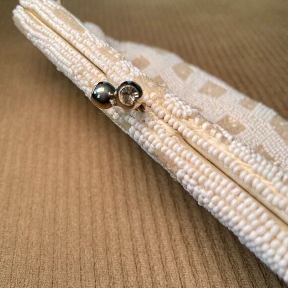 WALBORG Beaded Clutch - Picture 2 of 5